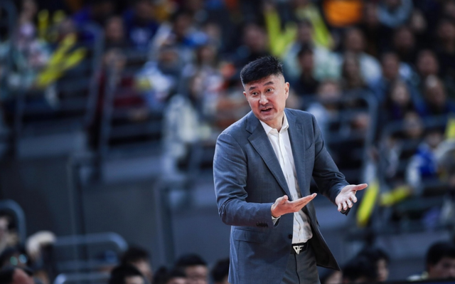 九游娱乐登录入口-广东宏远9分完胜！杜锋拒绝爆冷，萨林杰14分15篮板，张皓嘉10分