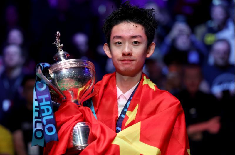九游娱乐官方网站-首位00后世锦赛冠军！吴宜泽：我的父母才是真正的冠军